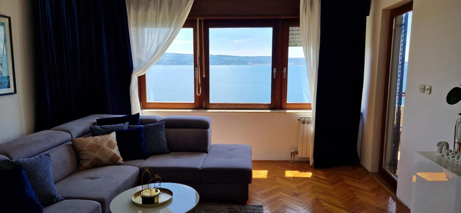 Ocean Apartman イェセニツェ エクステリア 写真